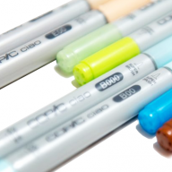 Copic Ciao Vampire Knight Рыцарь-вампир 5+1 набор маркеров и линер 0.3 мм - Набор маркеров Copic Ciao Hue Colors 5+1 с кистью для рисования (цветные маркеры + линер) Копик Чао купить в художественном магазине Copic.Club с доставкой по РФ и СНГ